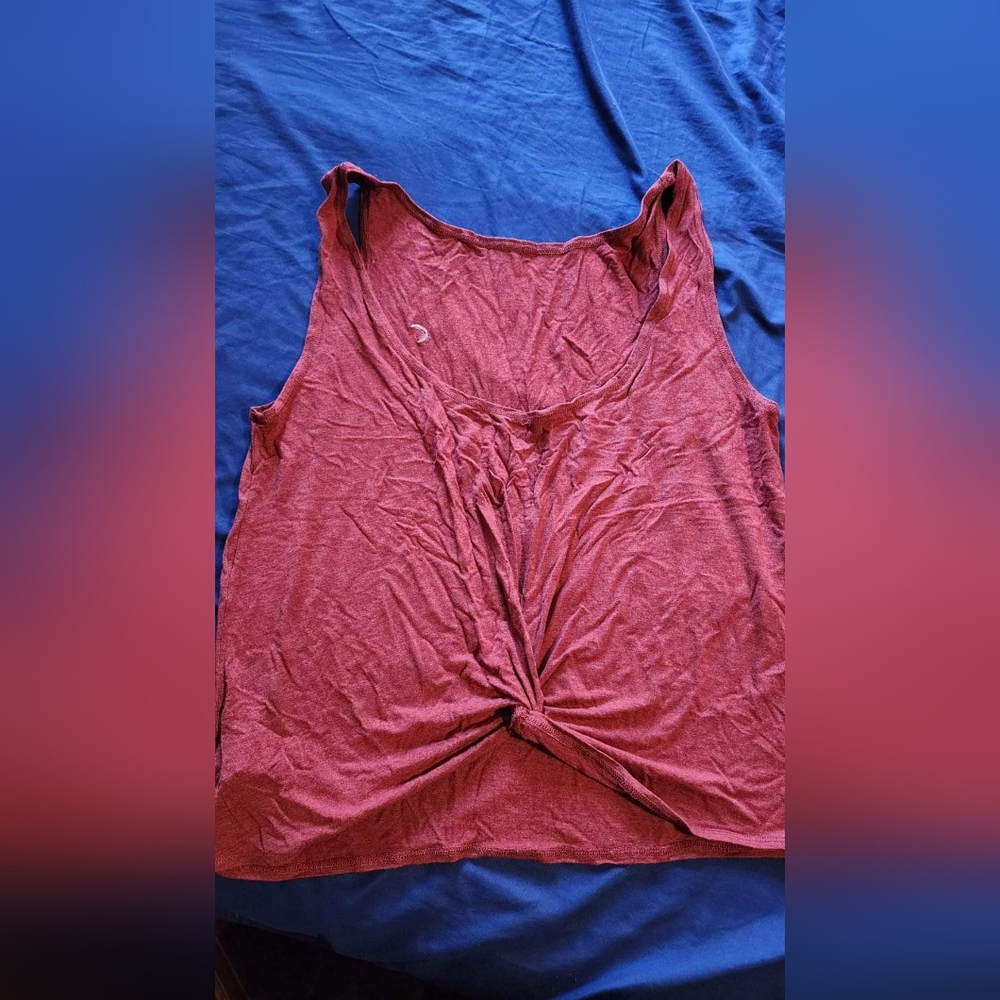 Maroon swirl tank Zyia